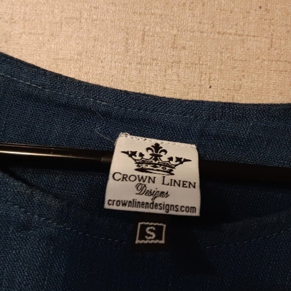 Crown Linen Designs Navy Blue Women's Blouse Sz S - Picture 4 of 5